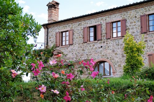 Agriturismo San Teodoro A Torrita Di Siena - Montefollonico (Siena ...