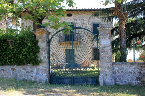 Agriturismo Greve in Chianti - Farmhouse and agritourism in Greve in